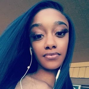 Meet your Posher, Jovan